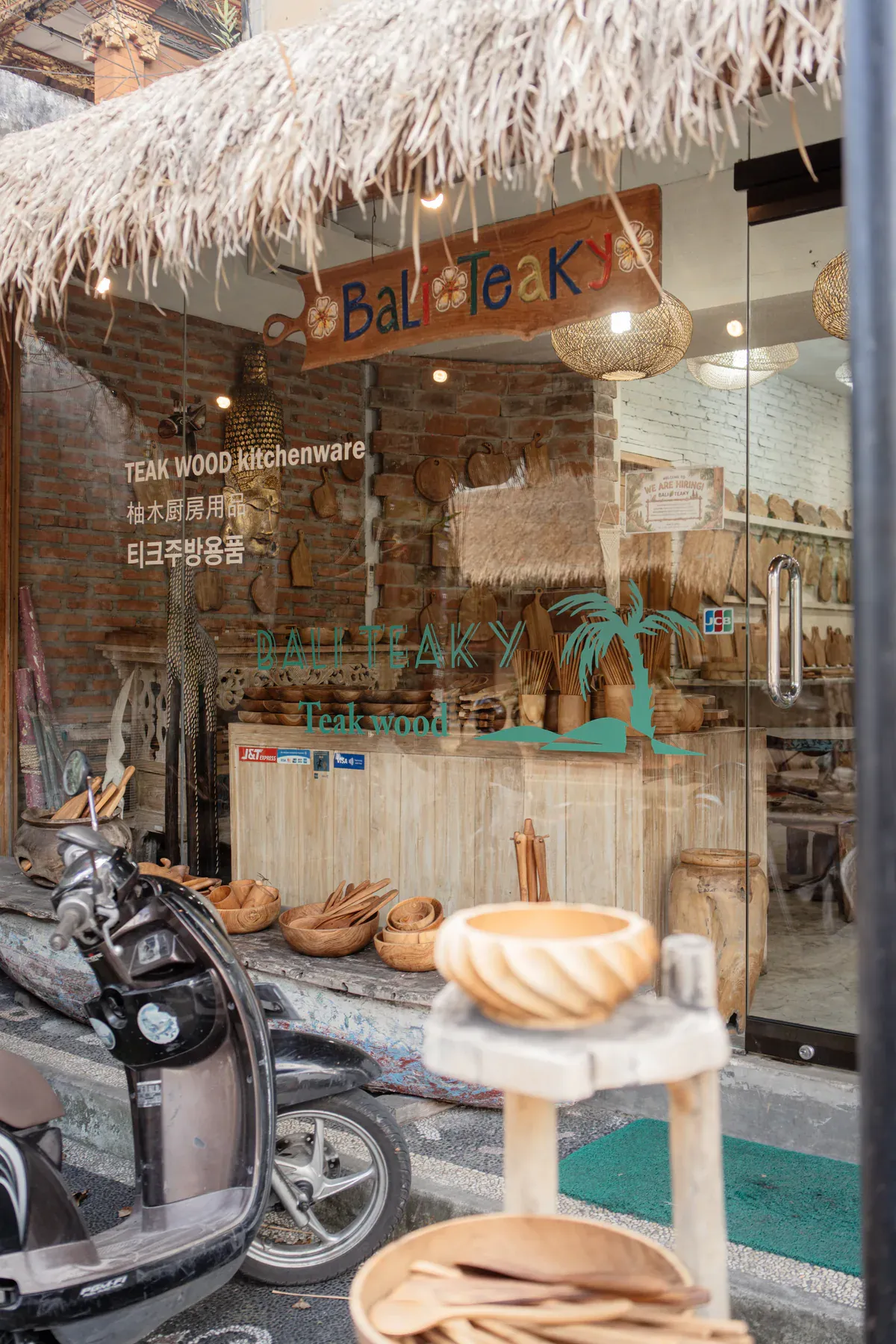 Bali Teaky store